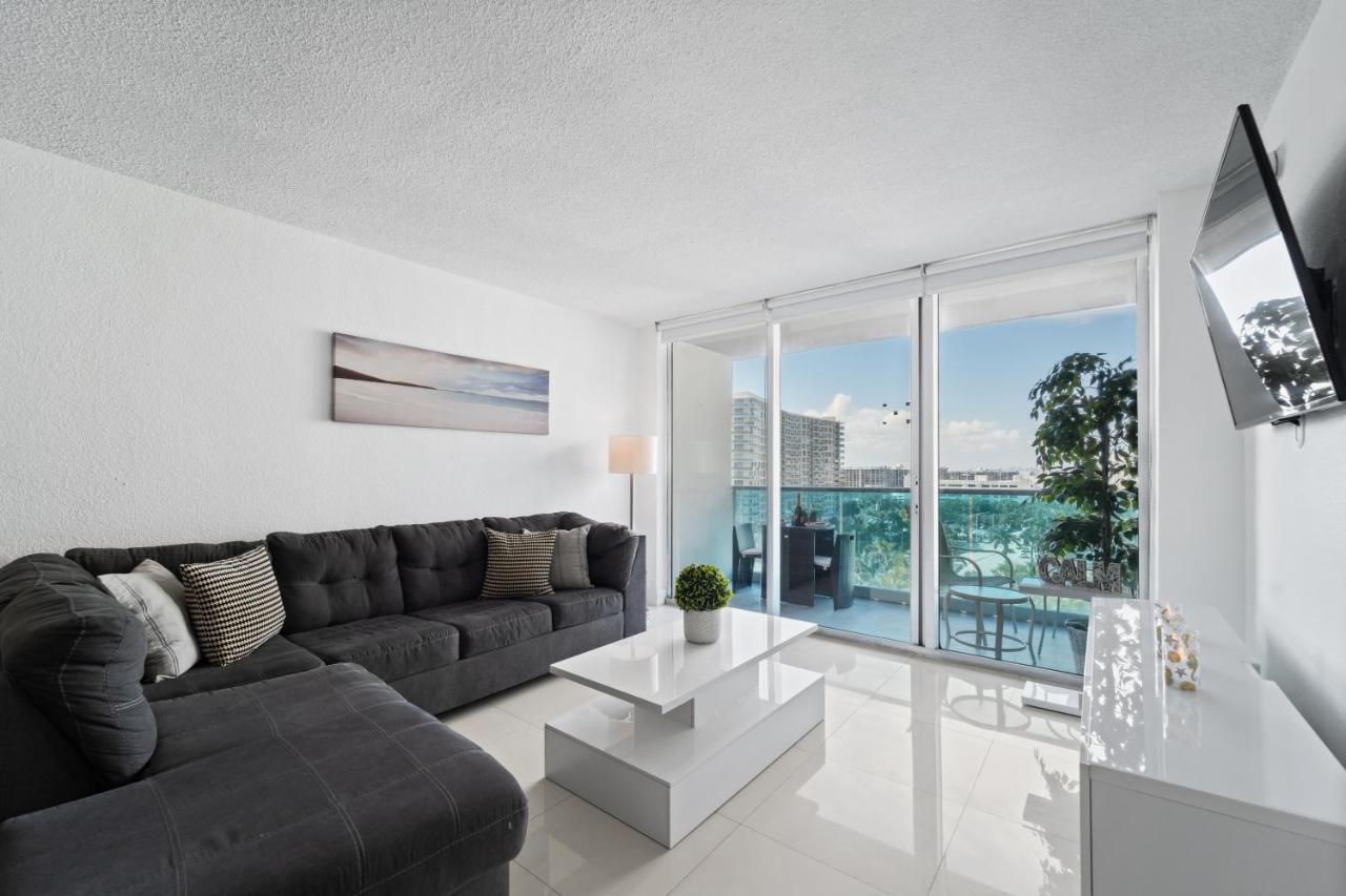 Luxury Beachfront Condo Private Beach Access, Pool & Game Room!!! Hollywood Exterior foto