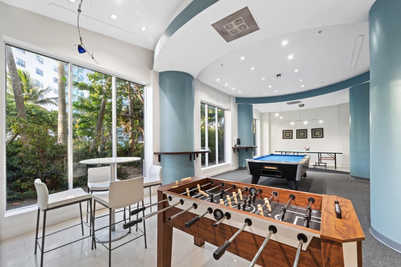Luxury Beachfront Condo Private Beach Access, Pool & Game Room!!! Hollywood Exterior foto