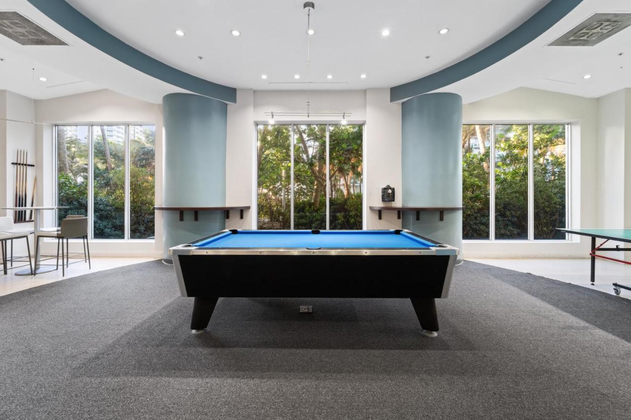 Luxury Beachfront Condo Private Beach Access, Pool & Game Room!!! Hollywood Exterior foto