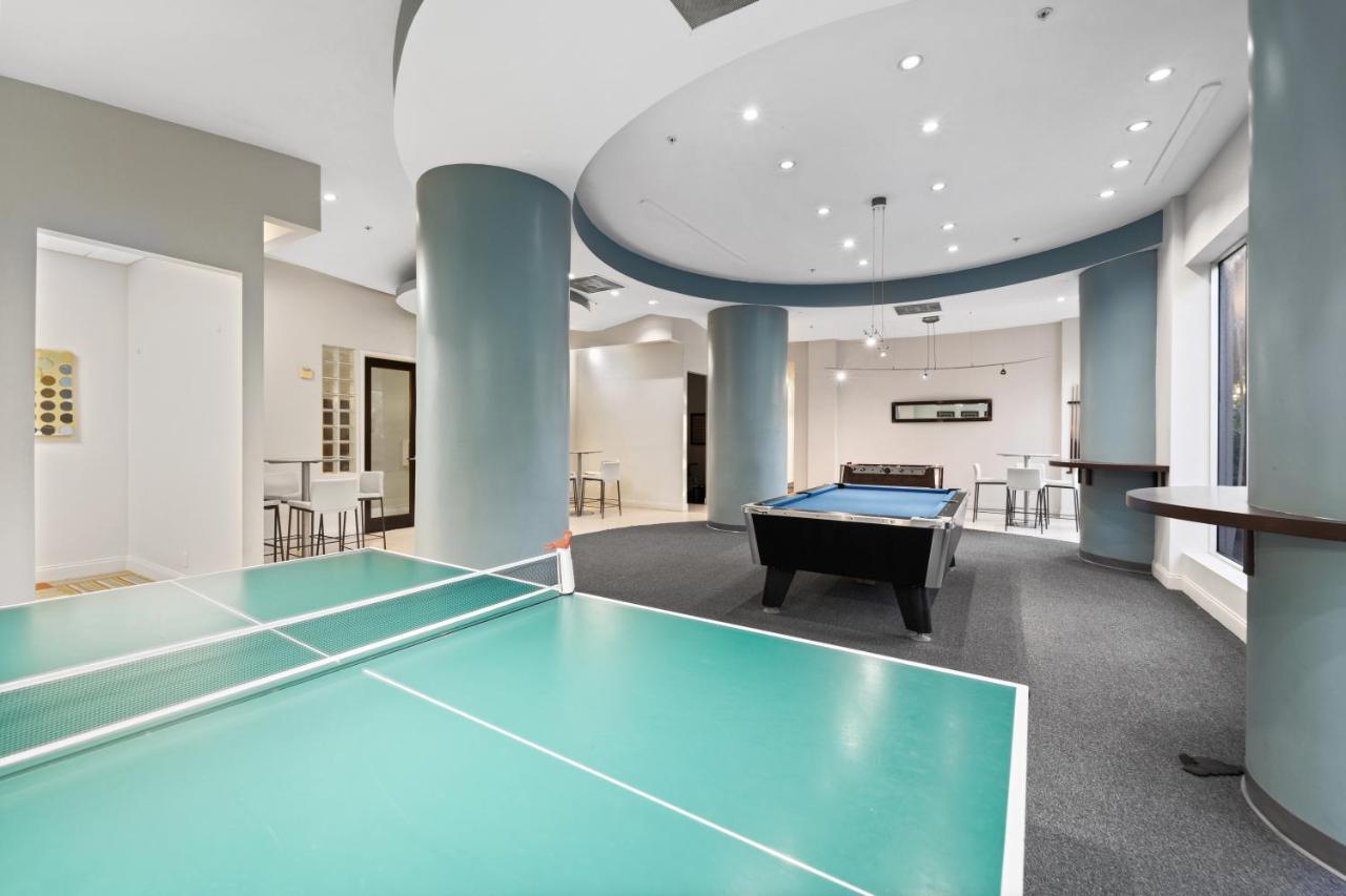 Luxury Beachfront Condo Private Beach Access, Pool & Game Room!!! Hollywood Exterior foto